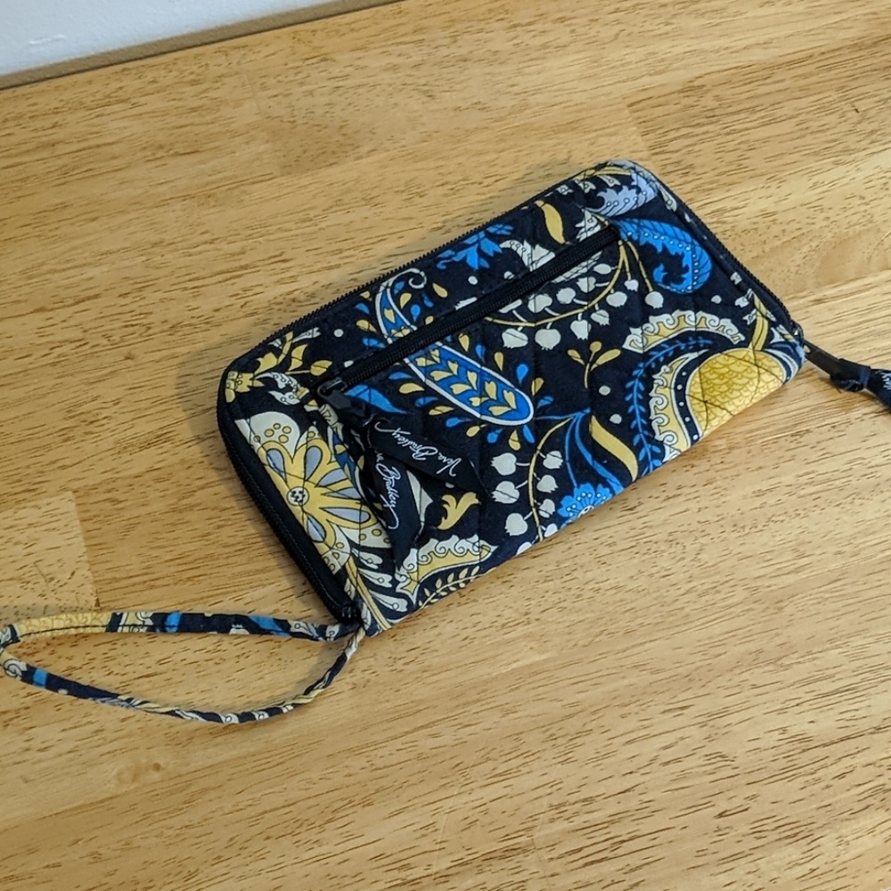 Vera Bradley wristlet